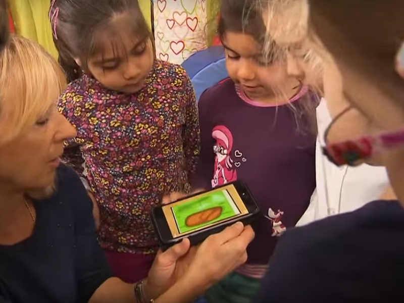 Erzieher befürworten Erziehung mit Tablet und Co. schon in Kita