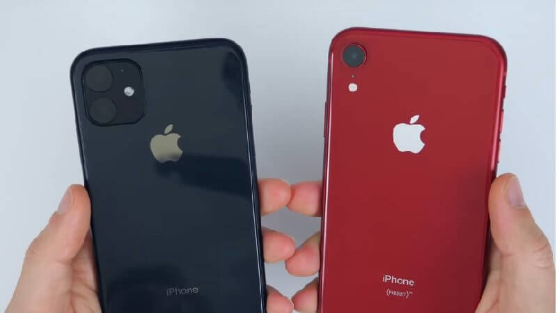 Zwei iPhone-Handys im Vergleich: iPhone XR und iPhone 11